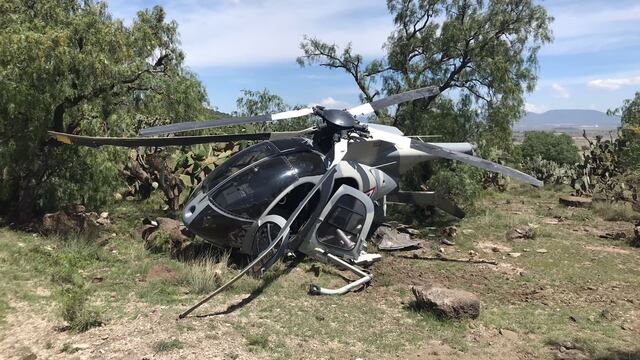 Helicóptero de la Fuerza Aérea Mexicana tiene aterrizaje de emergencia en Edomex