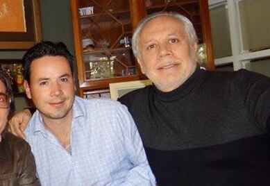 Luis de Llano y su hijo