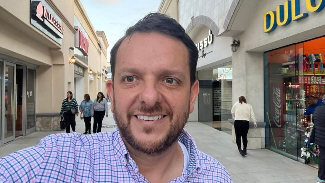 Carlos Alberto Torres Torres, esposo de Marina del Pilar Ávila gobernadora de Baja California