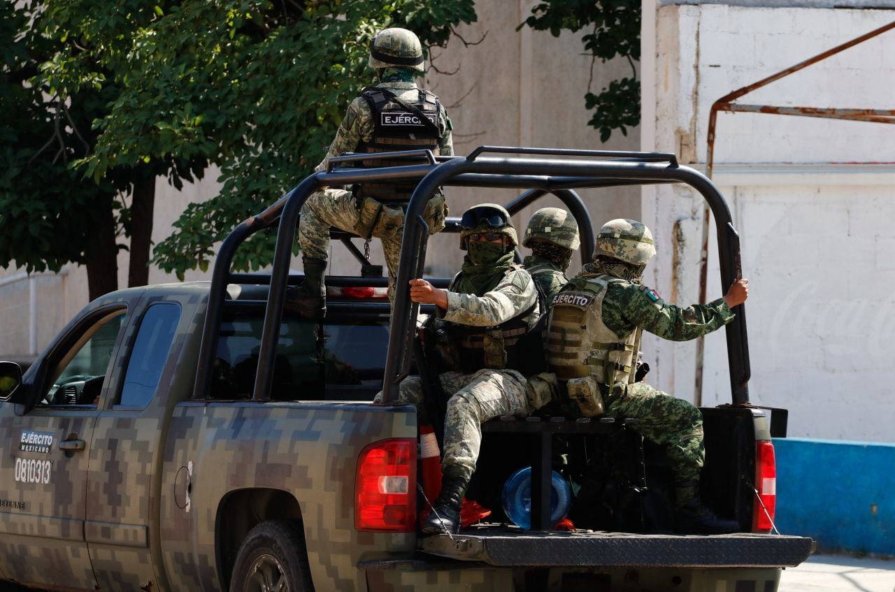 Militares