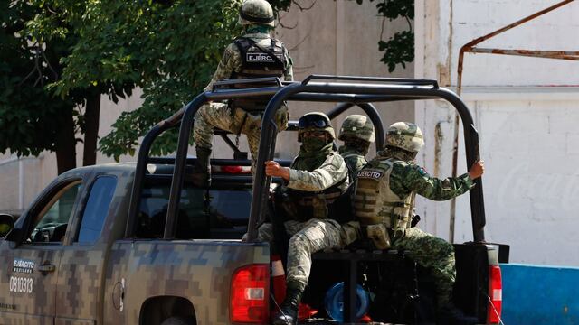 Militares