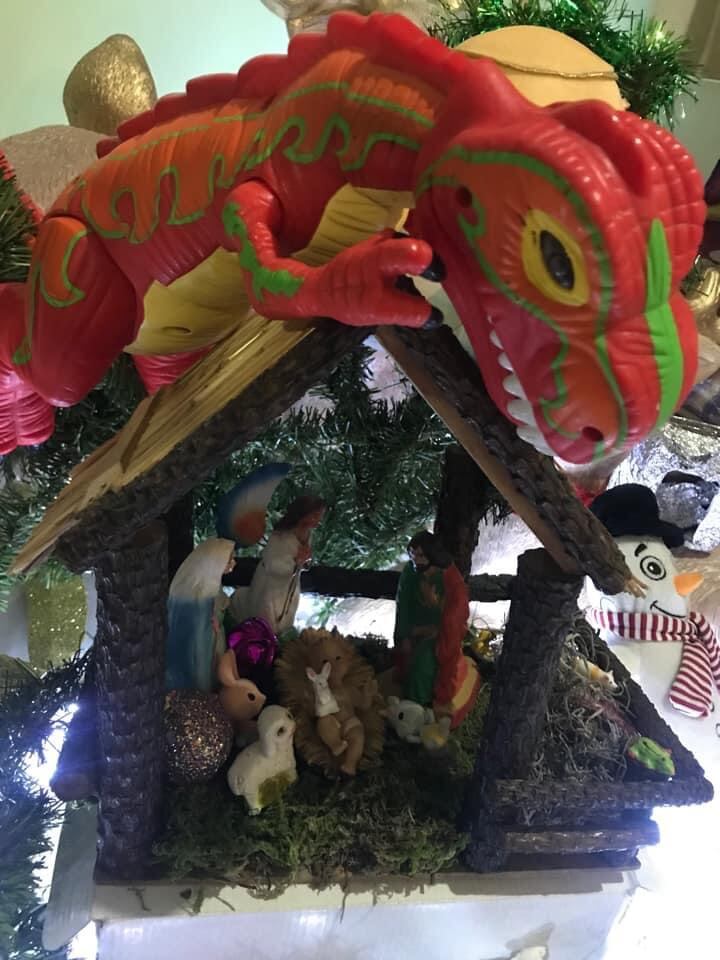 Los memes de la Navidad con dinosaurios en Celaya