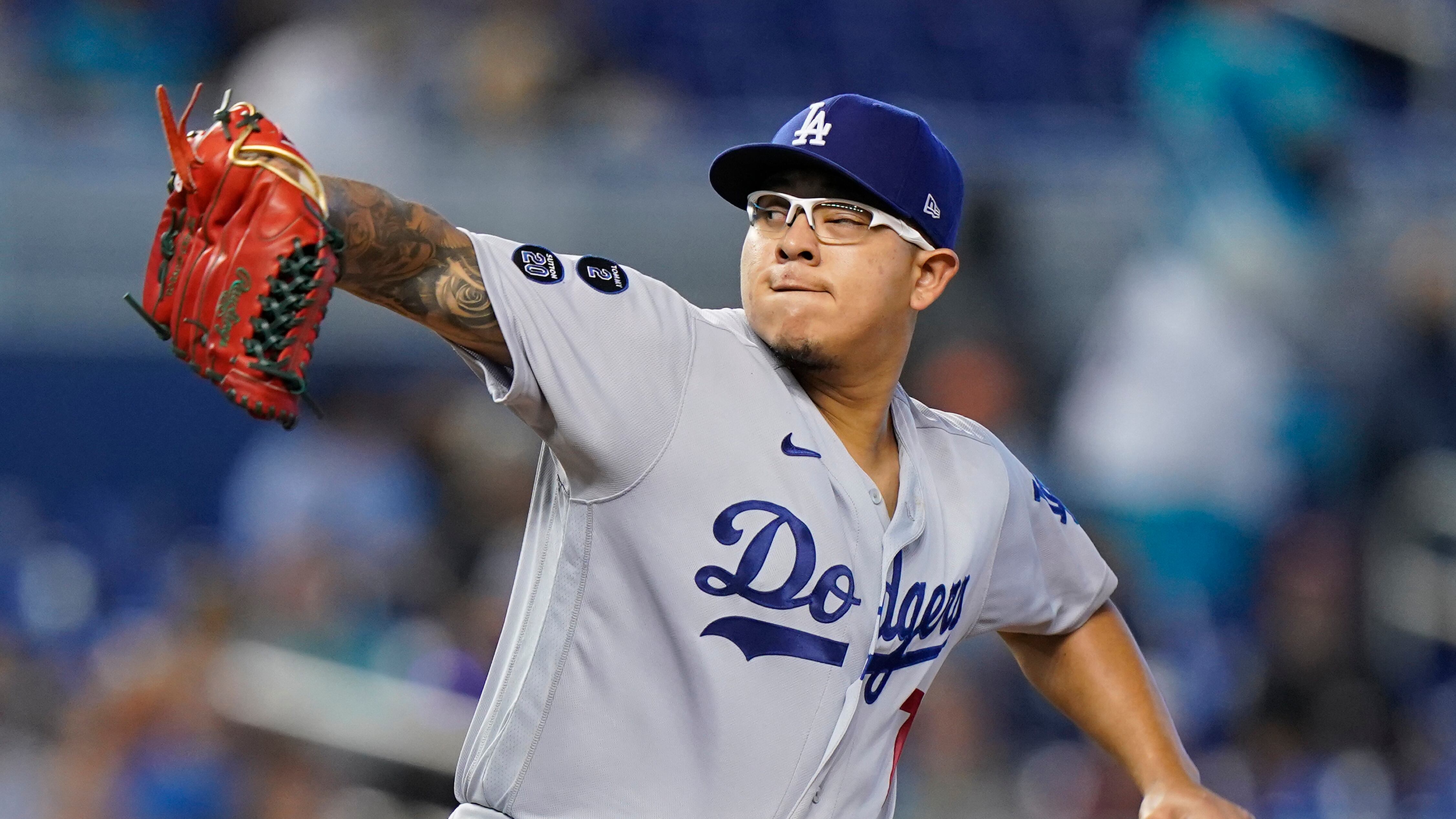 Julio Urías tiene magistral salida y consigue su quinta victoria