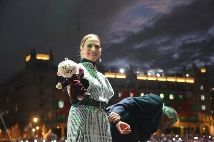 Beatriz Gutiérrez y Andrés Manuel López Obrador