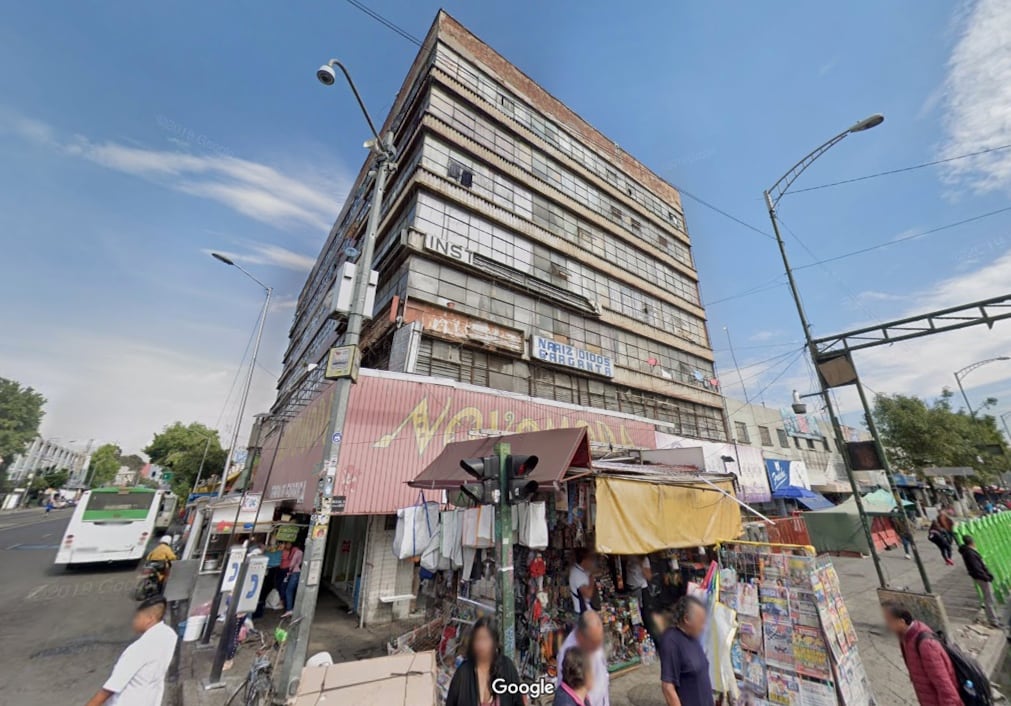 Edificio del Instituto Esparta en la Merced