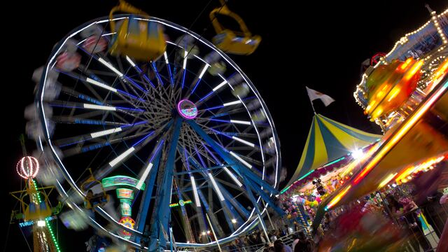 Ferias callejeras deberán cumplir con norma para poder operar.