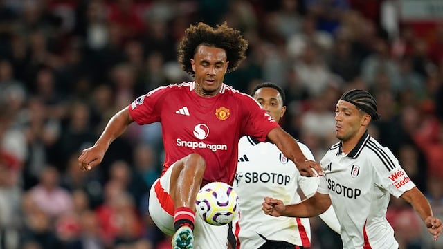 Raúl Jiménez en el Manchester United vs Fulham de la Premier League