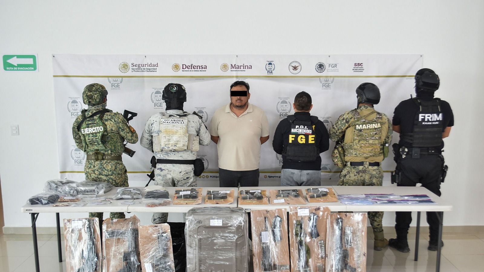Grupo Interinstitucional detiene a líder del CJNG de Playa del Carmen tras operativo en el municipio
