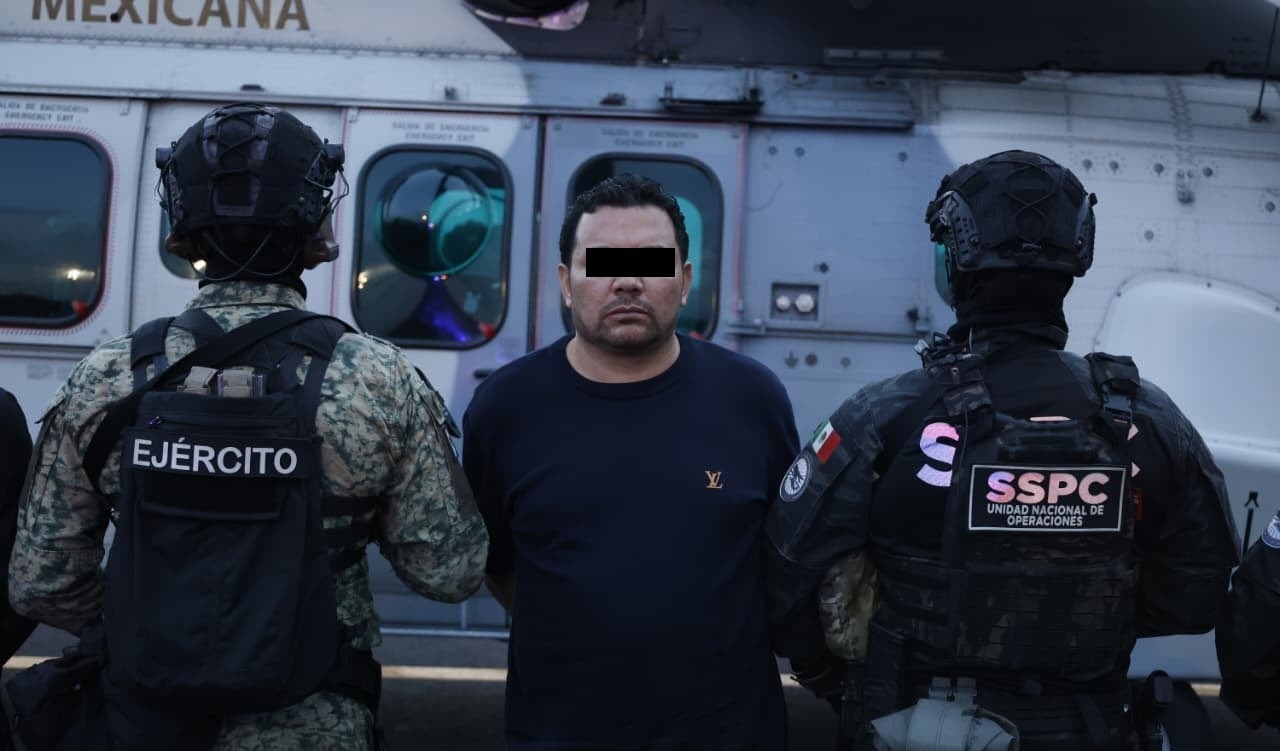 Así fue el traslado de Ramón Ángel “R1” tras captura en Jalisco
