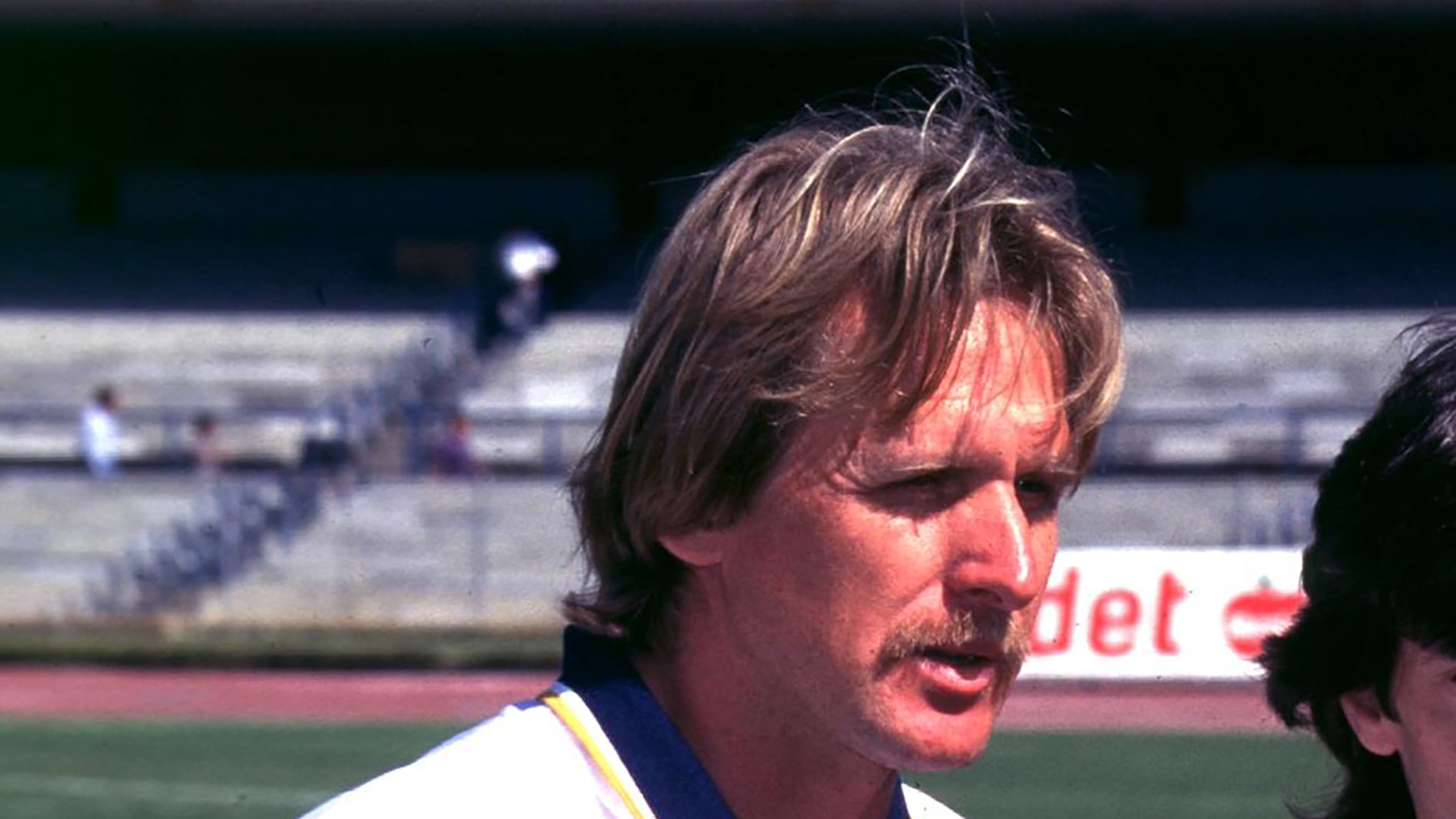 Bernd Schuster con los Pumas en 1997