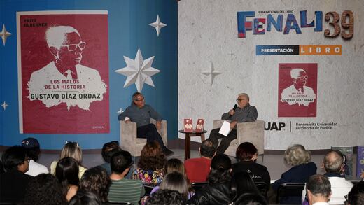Presentan libro sobre Gustavo Díaz Ordaz en la FENALI 39 de la BUAP