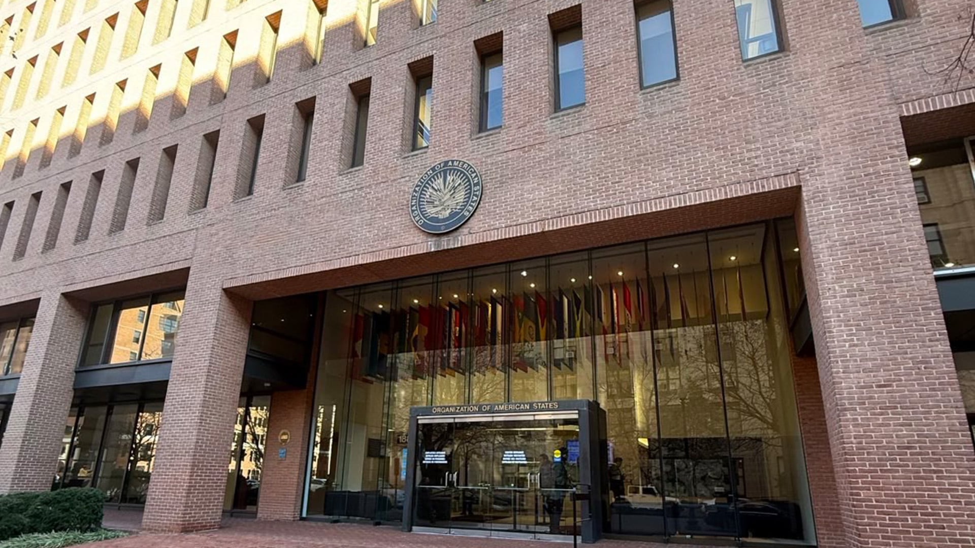 Ricardo Salinas Pliego presenta denuncia ante la CIDH contra México