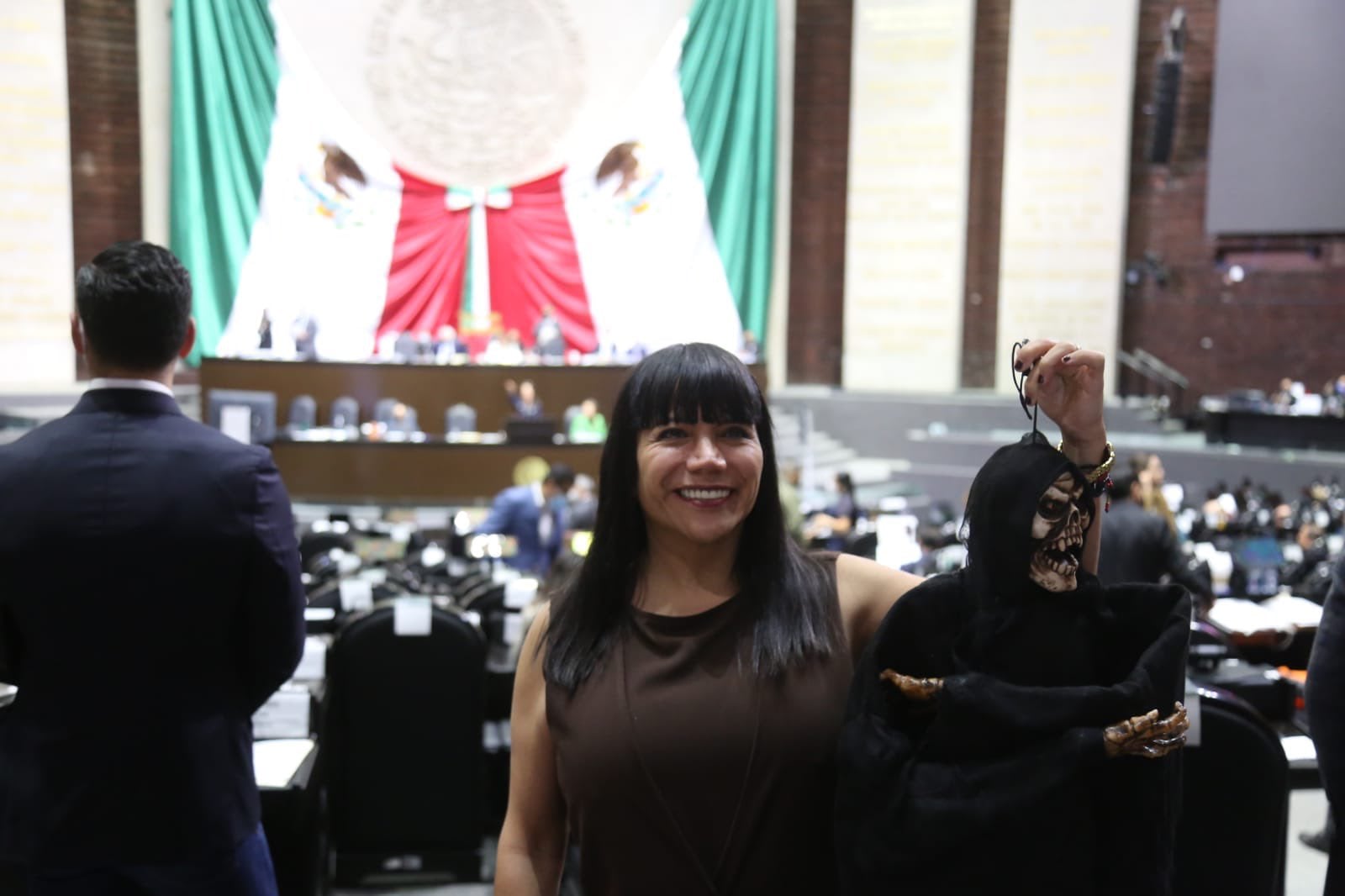 Protesta de la diputada de Morena