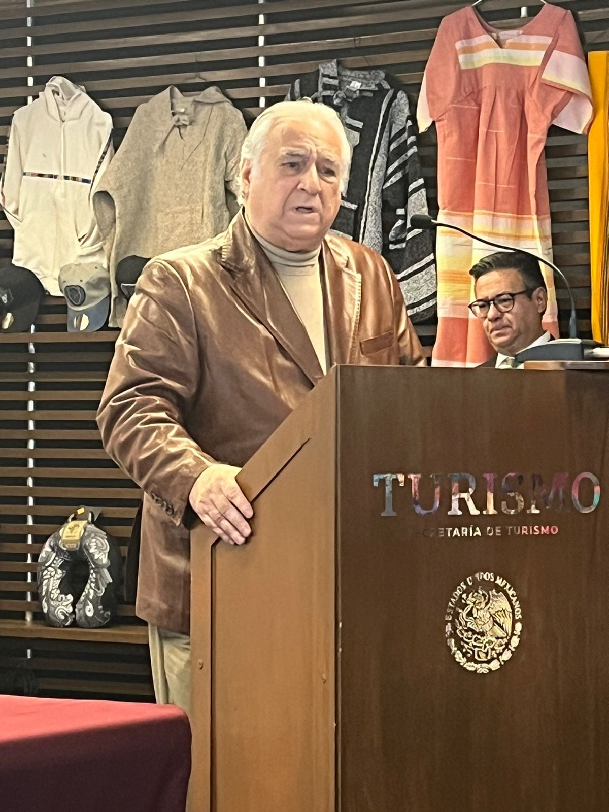 Acapulco renace tras el paso de Otis