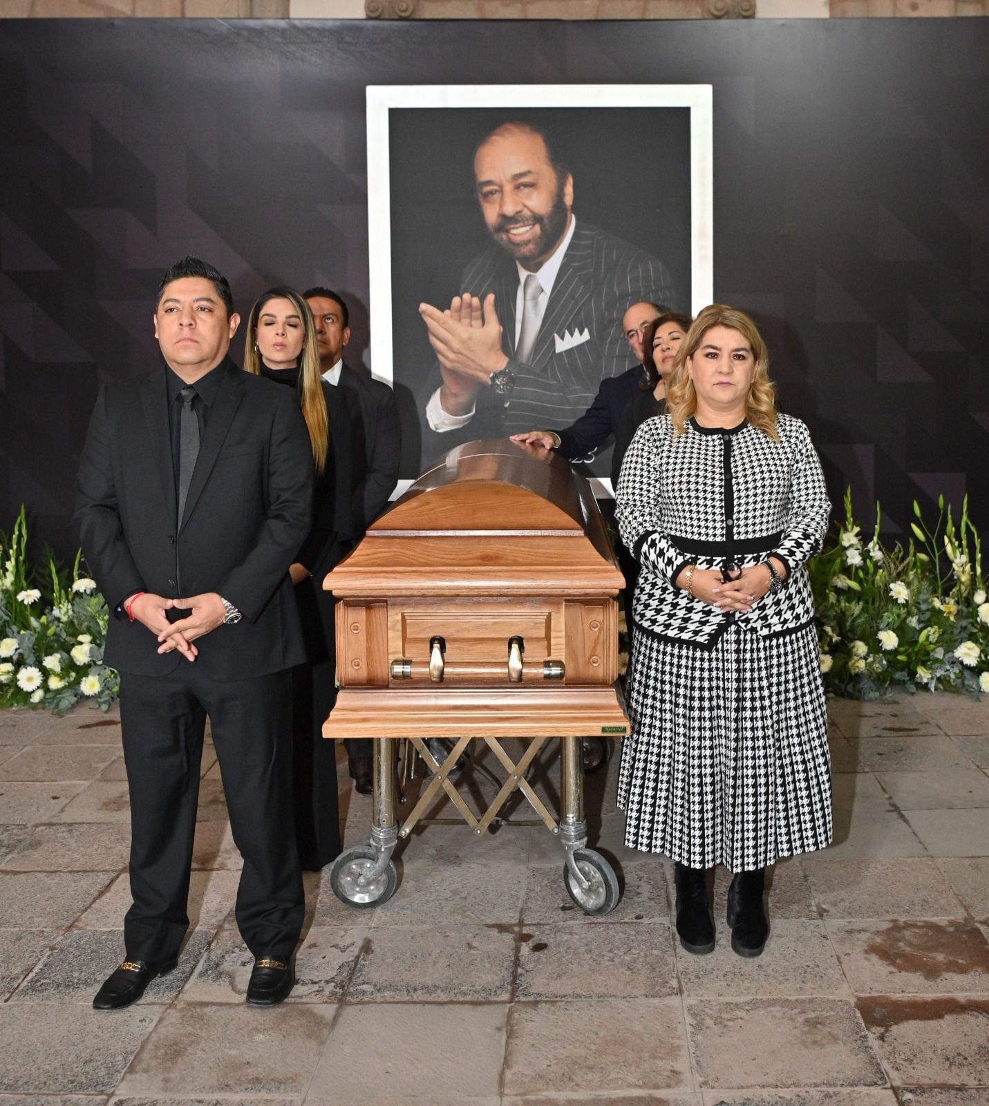 Guardia en honor de Teófilo Torres Corzo