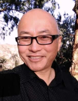 Kenneth Iwamasa, asistente de Matthew Perry