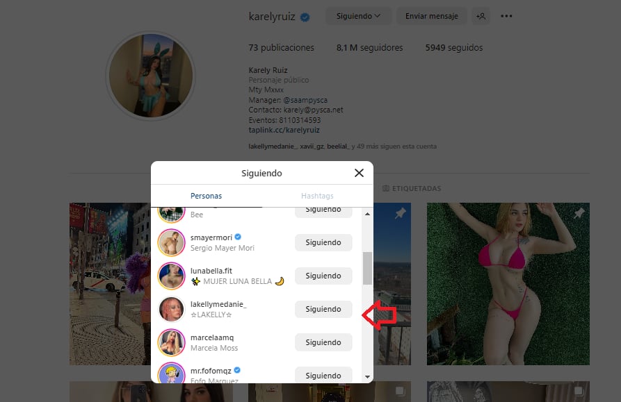 Karely Ruiz sí sigue a Kelly Medanie en Instagram.