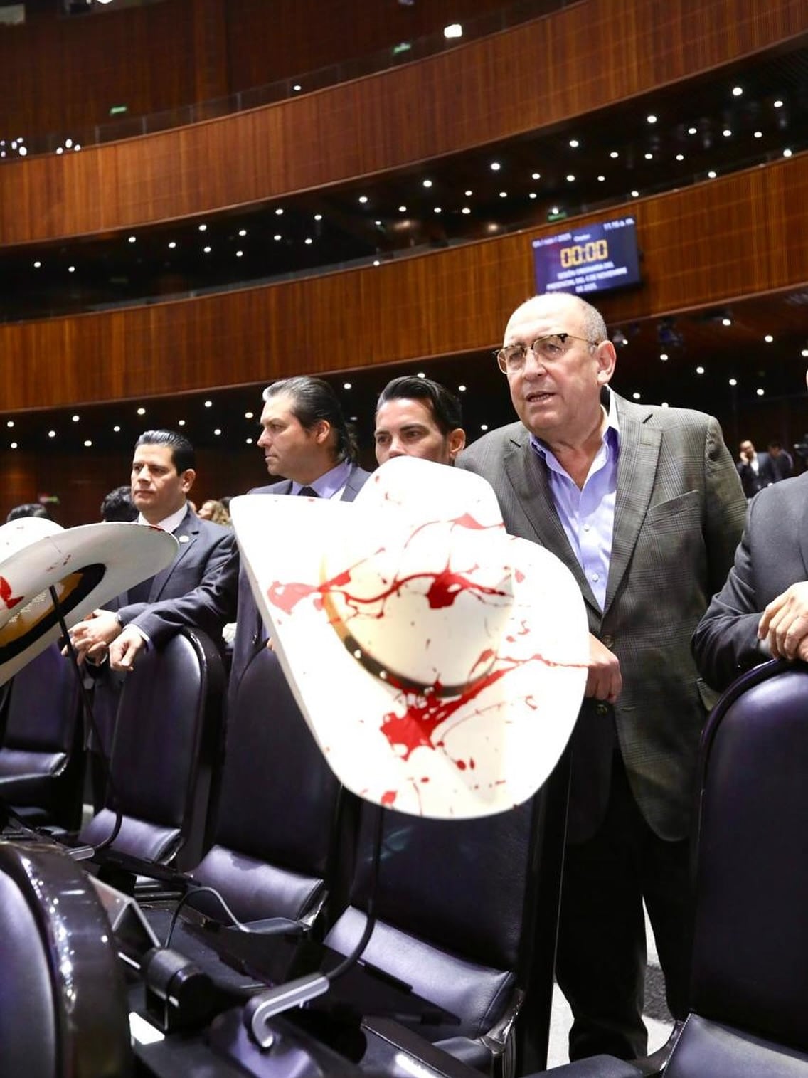 Arturo Ávila critica “carroñería” de la oposición