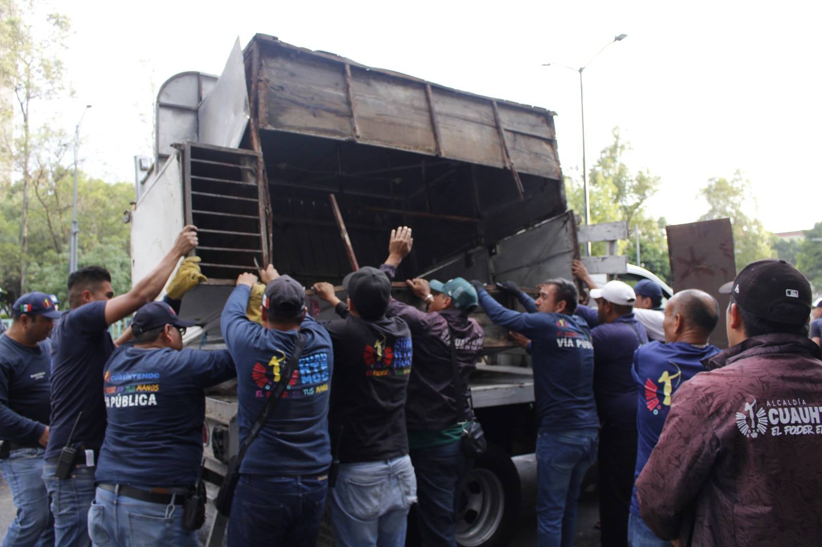 En coordinación con la Subsecretaría de Control de Tránsito, también han sido retirados más de 3 mil 400 vehículos.