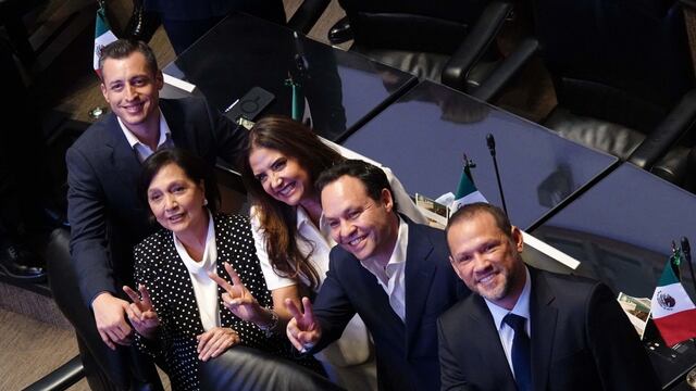 Luis Donaldo Colosio Riojas, Amalia García, Alejandra Barrales, Clemente Castañeda y Francisco Daniel Barreda, senadores electos por Movimiento Ciudadano