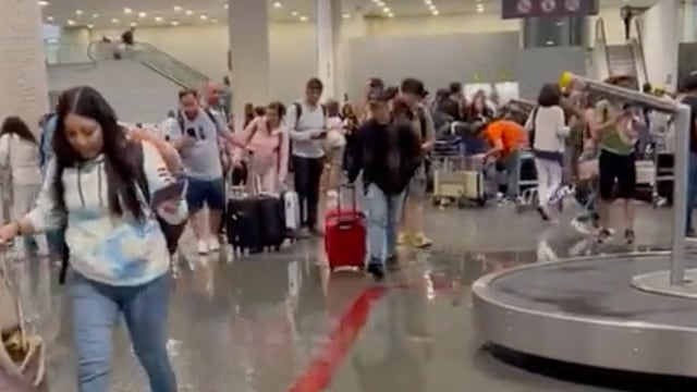 Se inunda AICM por fuertes lluvias en la CDMX