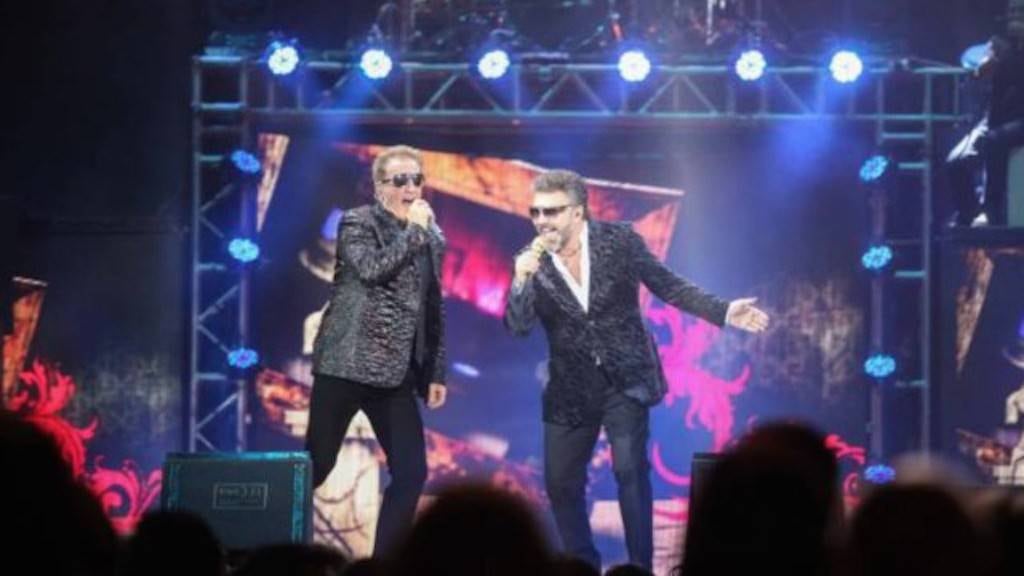 Emmanuel y Mijares en el Coliseo Yucatán