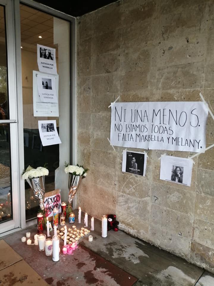 Homenaje en la UABC por Marbella y Melany.