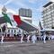 AMLO critica la Torre Centro del puerto de Veracruz; la llama fea, horrenda y adefesio