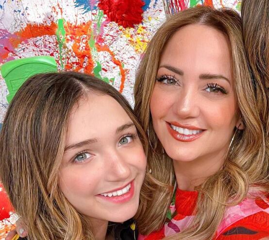 Nina Rubín y Andrea Legarreta