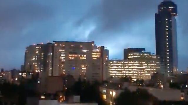 Luces en el cielo durante sismo en CDMX