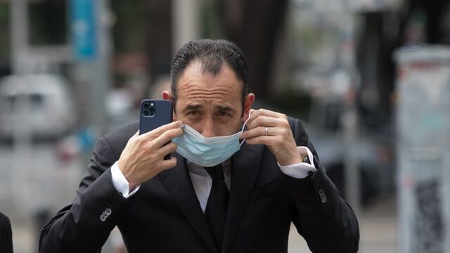 Roberto Gil Zuarth, ex funcionario