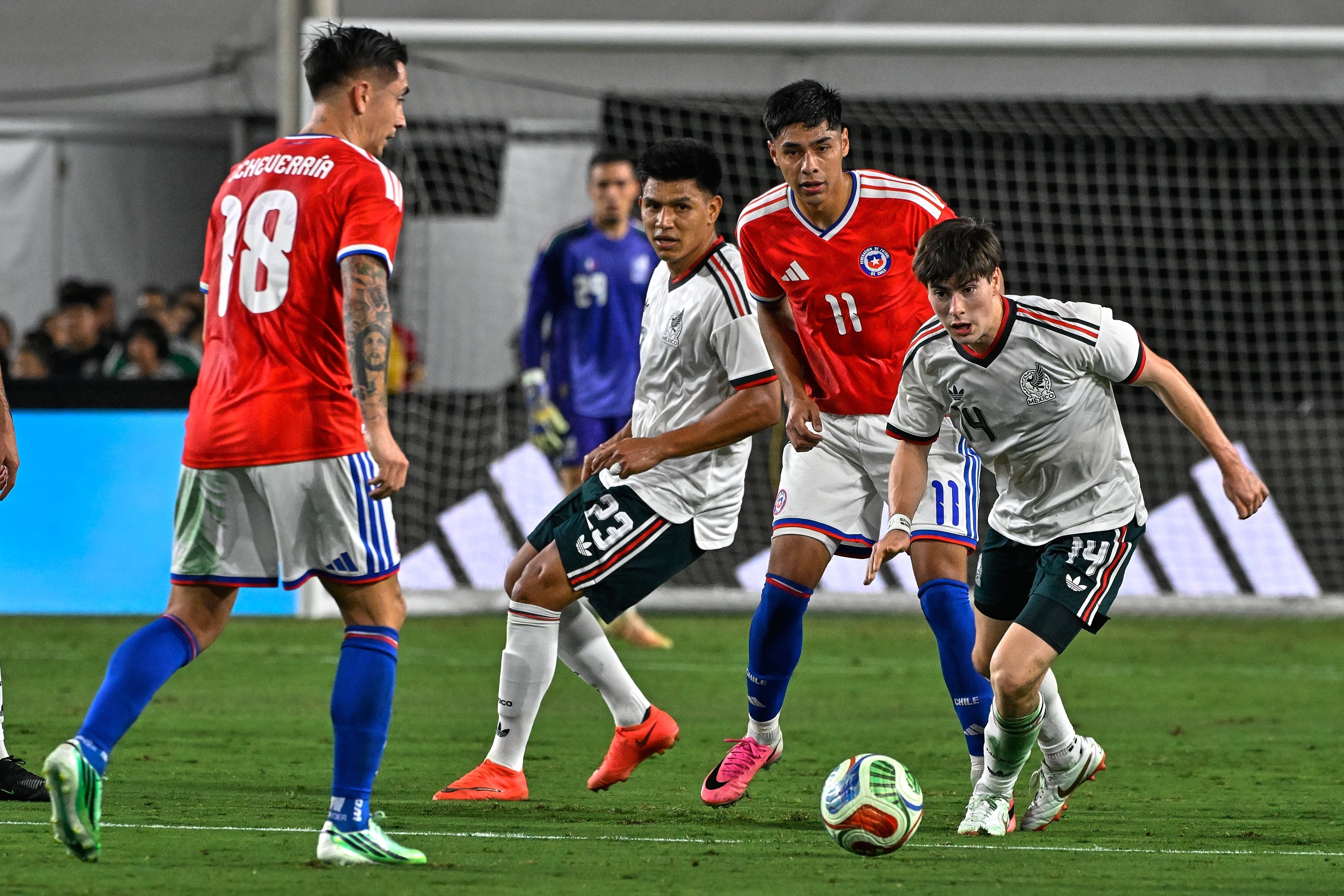 México pierde ante Chile y Rafael Márquez cierra la fecha FIFA sin victorias.