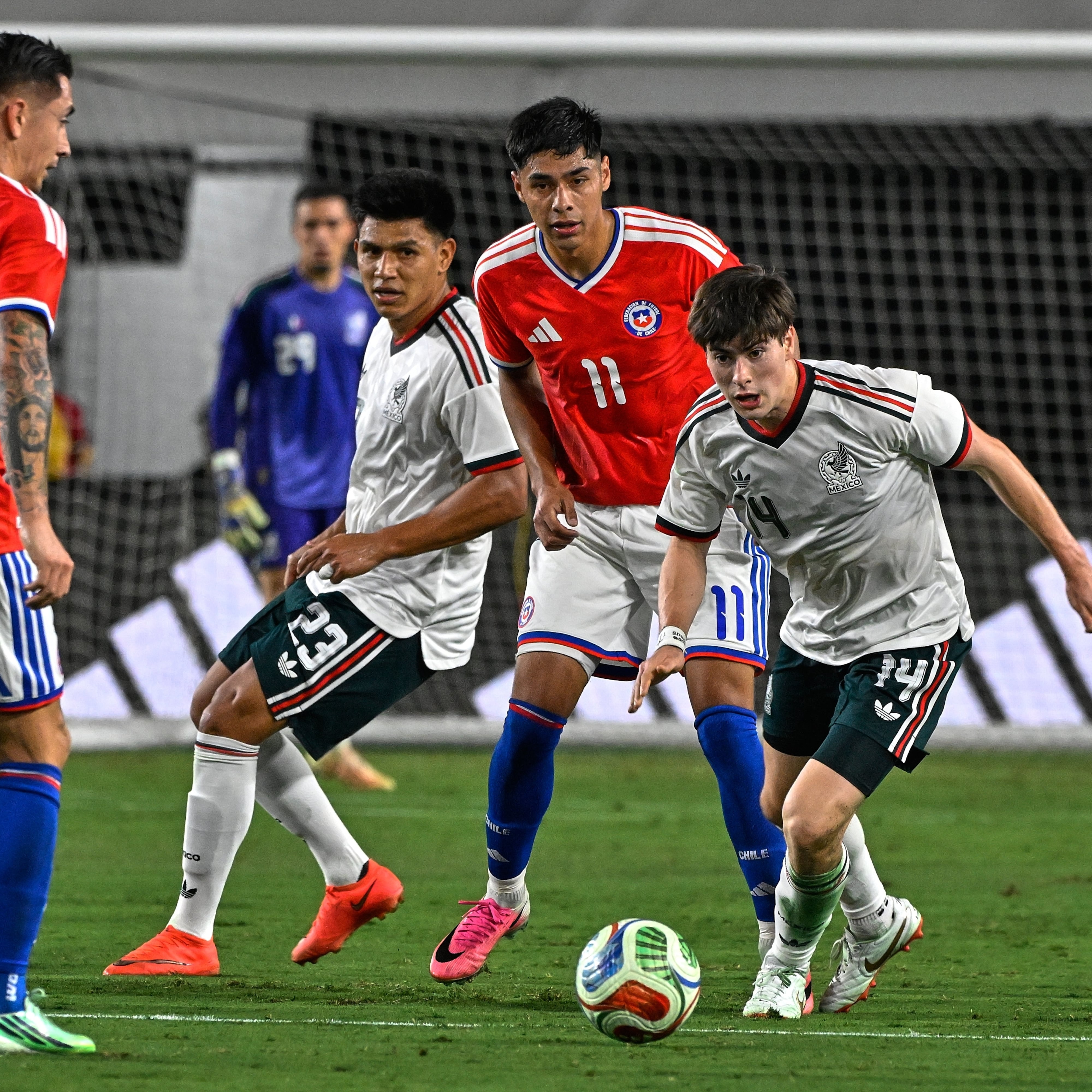 México pierde ante Chile y Rafael Márquez cierra la fecha FIFA sin victorias