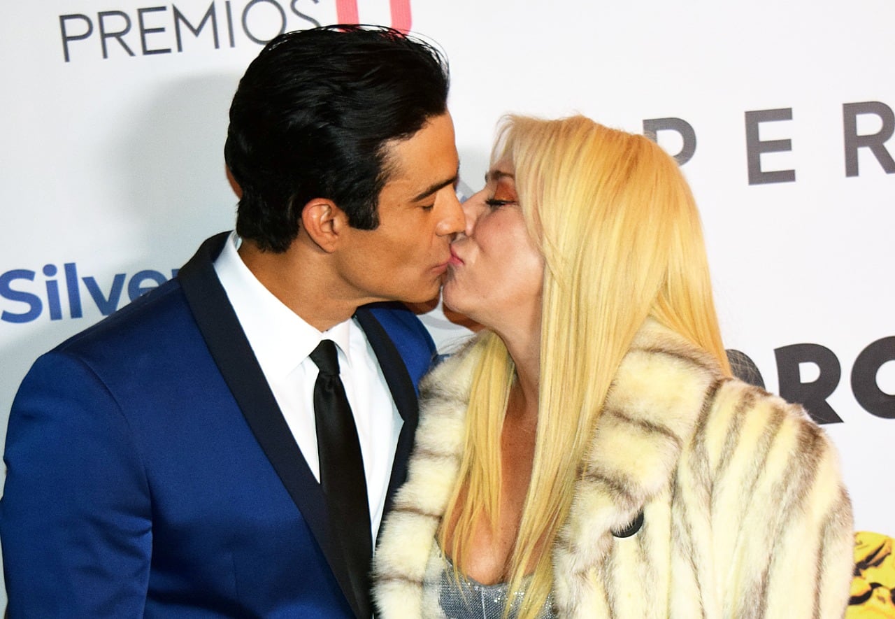 Cynthia Klitbo y Juan Vidal