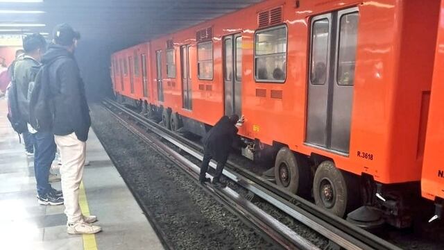 Tren de la Línea 9 del Metro CDMX es retirado para su revisión