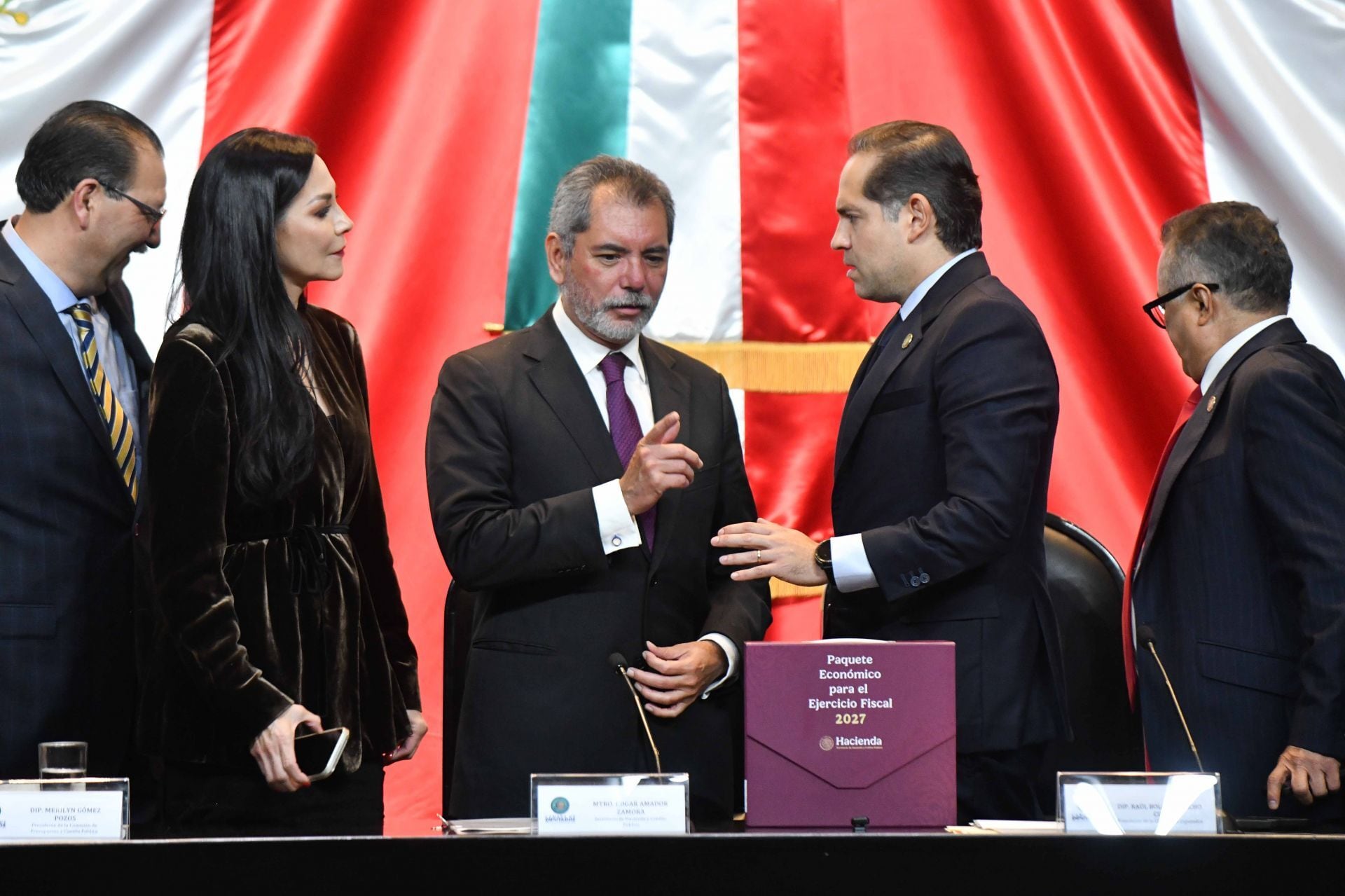 Édgar Amador: Paquete Económico 2027 destina 2.6% a programas sociales