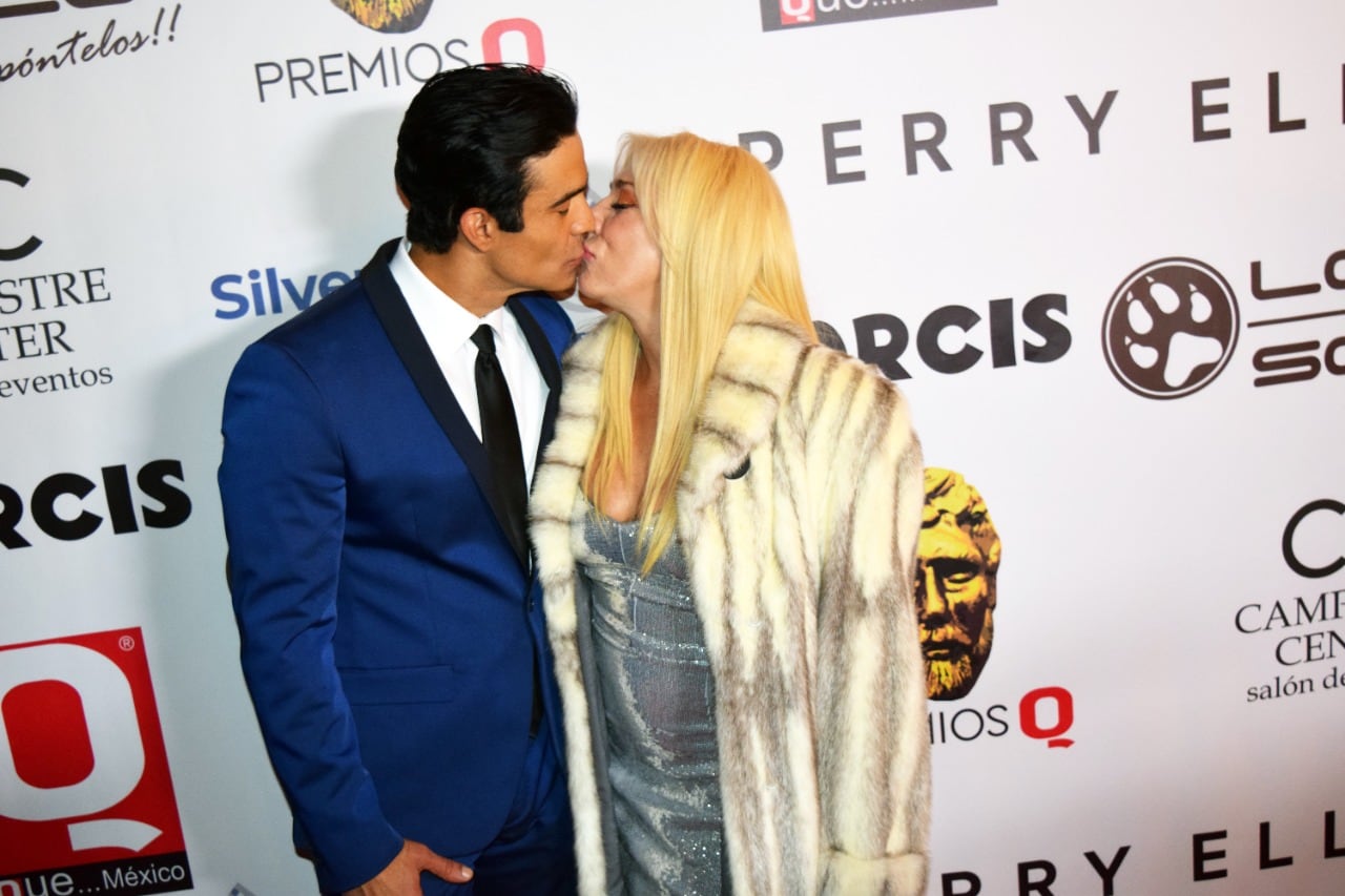 Juan Vidal y Cynthia Klitbo.