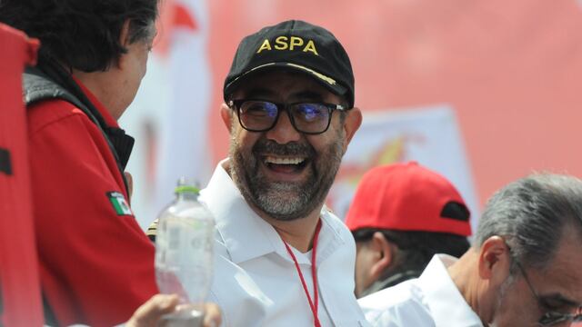 Humberto Gual, secretario general de ASPA, durante el mitin en el Zócalo