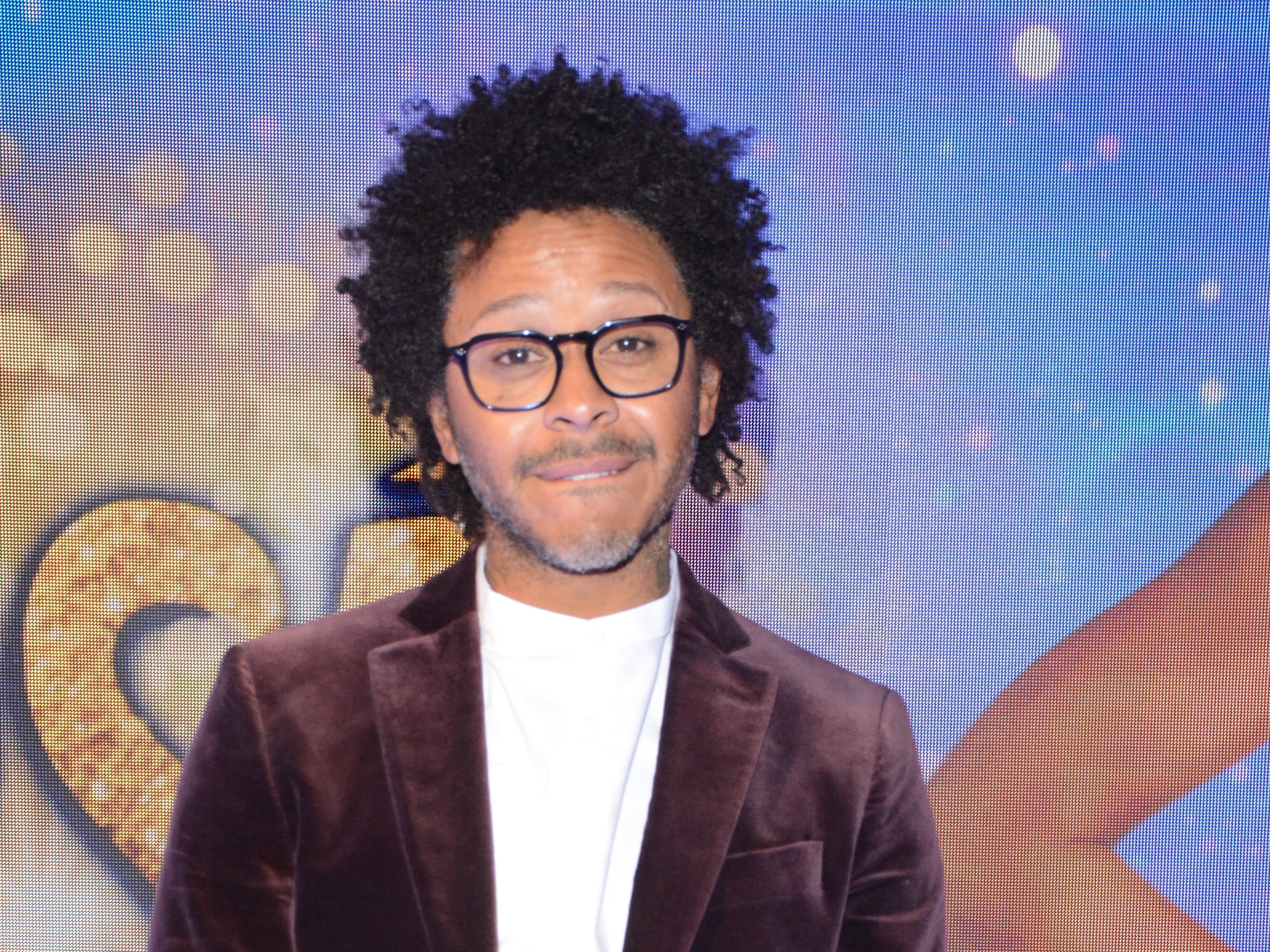 Kalimba, cantante.