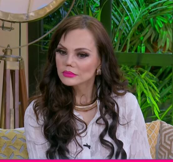 Carmen Campuzano reacciona a pregunta de Gustavo Adolfo Infante.