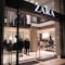 Zara miente con precios en pesos; sucursal de Plaza Universidad no respeta la etiqueta porque “es para Europa”