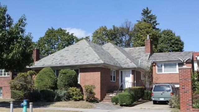 Vivió con el cadáver de su hijo.