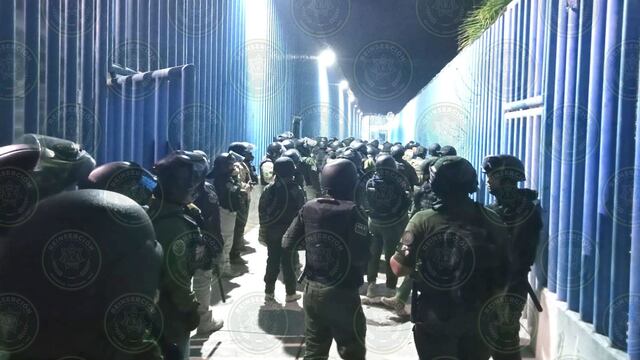 Intento de motín en PENAL La Pila de San Luis Potosí