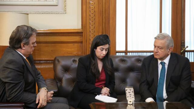 El presidente se comunicó con Donald Trump vía telefónica