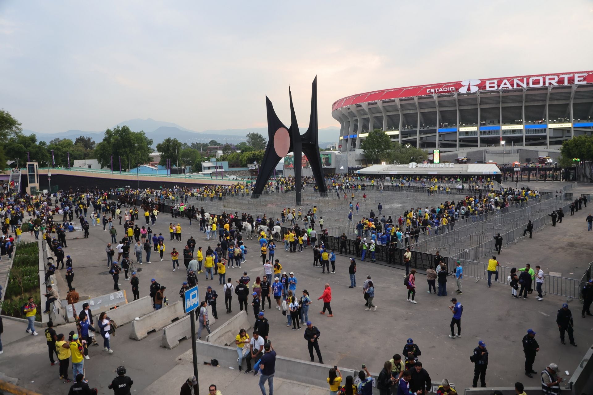 El conflicto entre palcohabientes del Estadio Banorte y FIFA suma un nuevo capítulo