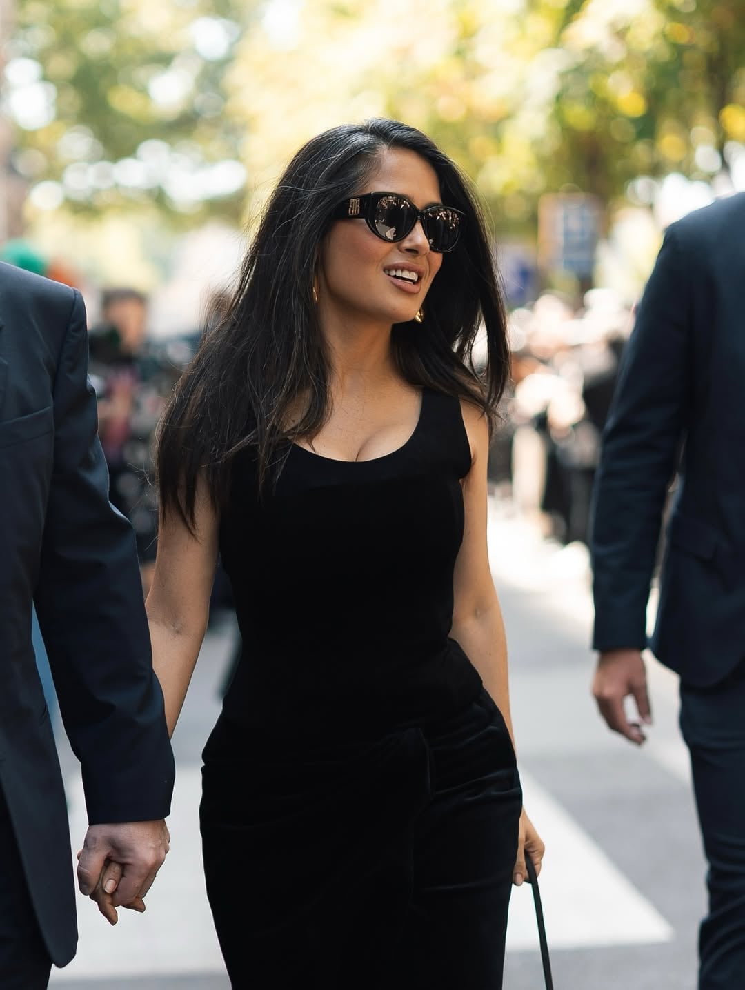 Salma Hayek en la Semana de la Alta Costura de París 2025