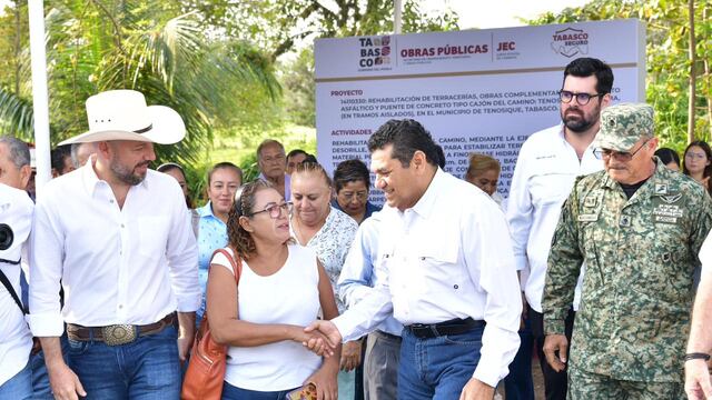Gobierno de Tabasco invierte en caminos y puente en Tenosique.