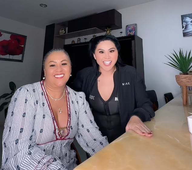 Elizabeth Campos y su hija Gomita