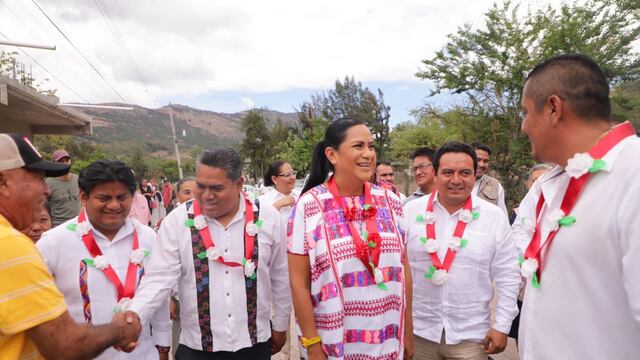 Ariadna Montiel termina su gira de trabajo en Guerrero