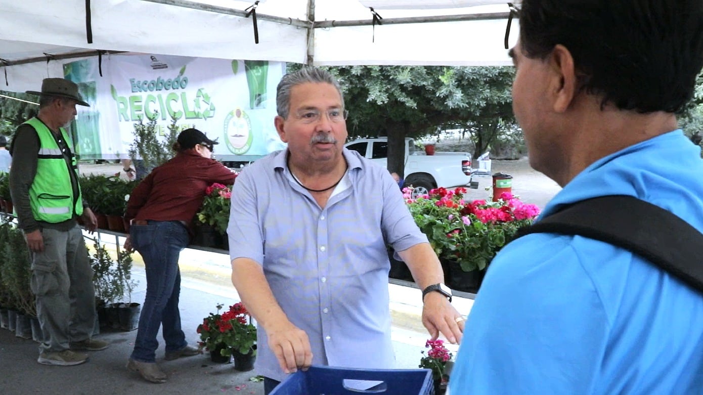 Escobedo impulsa el reciclaje con jornada ciudadana en Jardines del Canadá